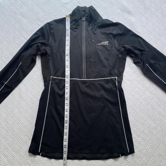 Altra Performance Half Zip, Size Small - Picture 8 of 15